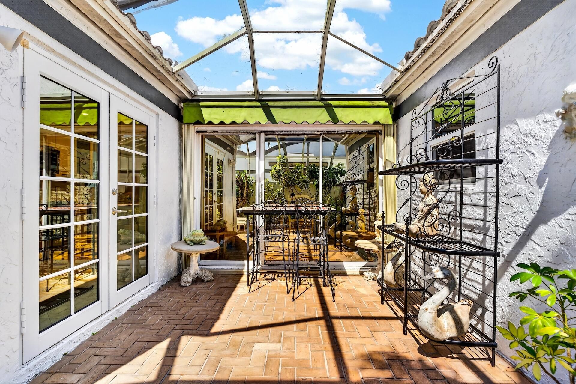 17 Villa Lane, Boynton Beach, FL 33436 Photo