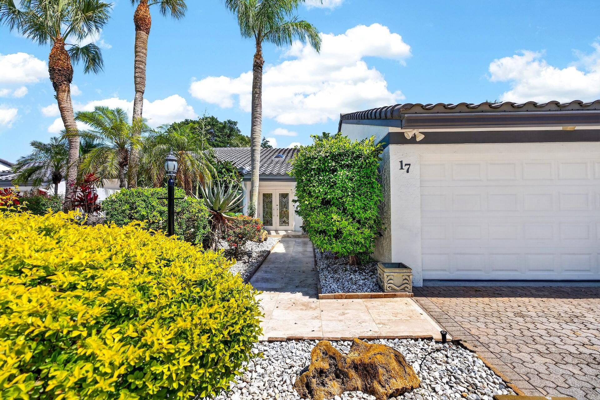 17 Villa Lane, Boynton Beach, FL 33436 Photo