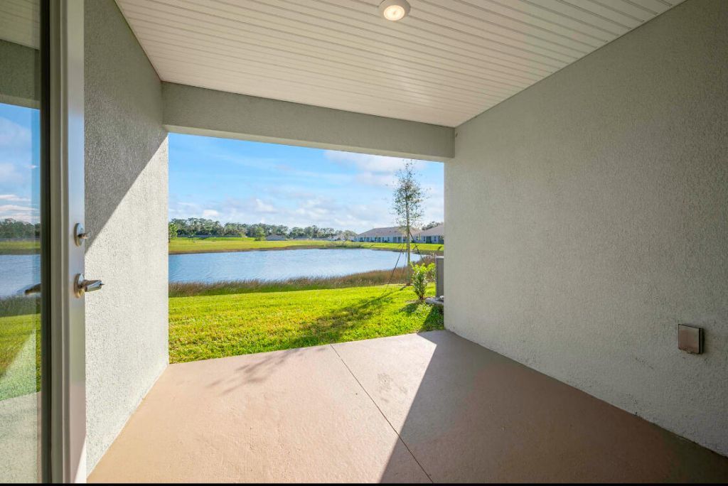 8605 Giovanni Avenue, Fort Pierce, FL 34951 Photo