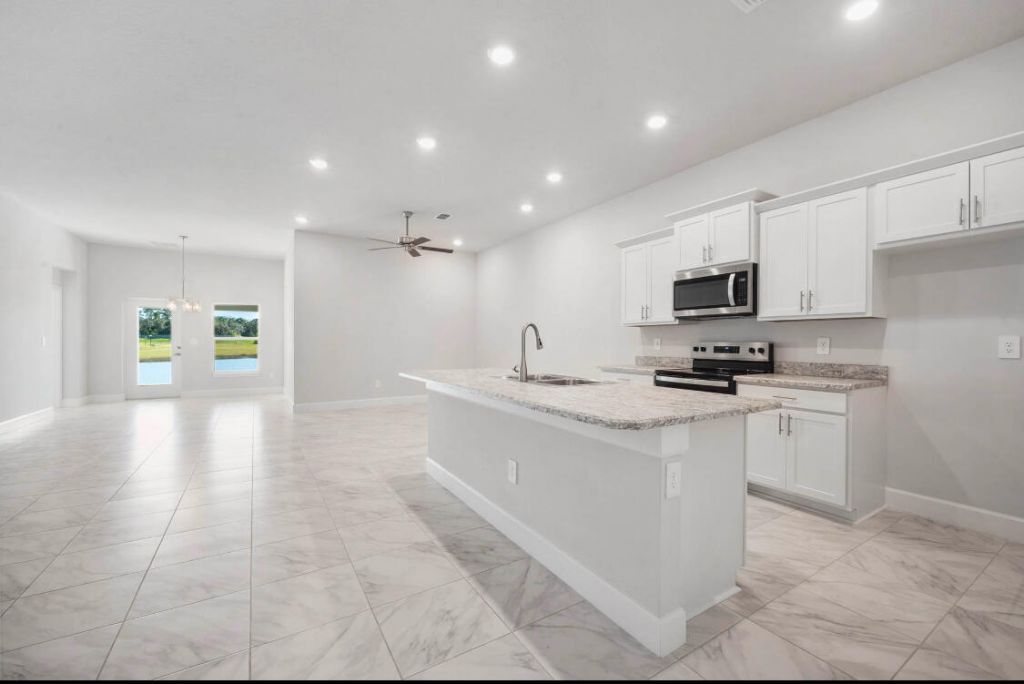 8605 Giovanni Avenue, Fort Pierce, FL 34951 Photo
