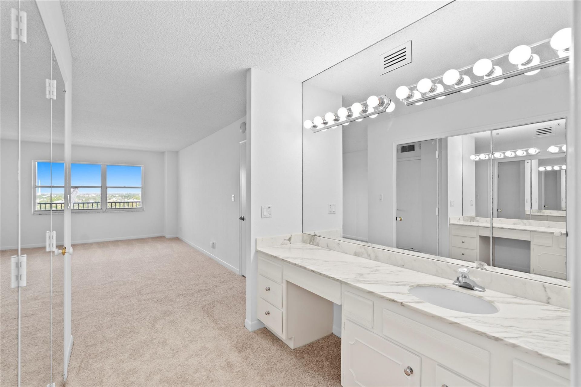 5100 N Ocean Boulevard, Unit 1116, Lauderdale by the Sea, FL 33308 Photo
