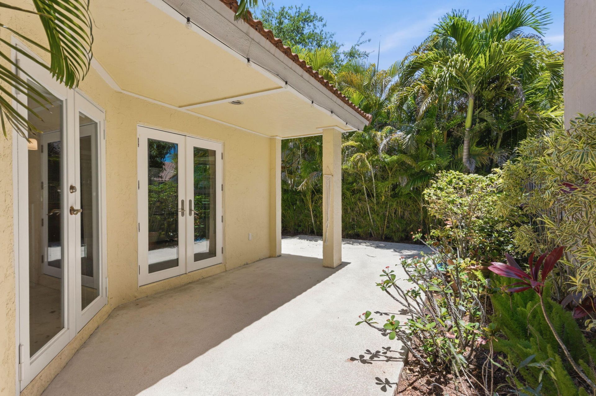 1472 Garden Road, Weston, FL 33326 Photo