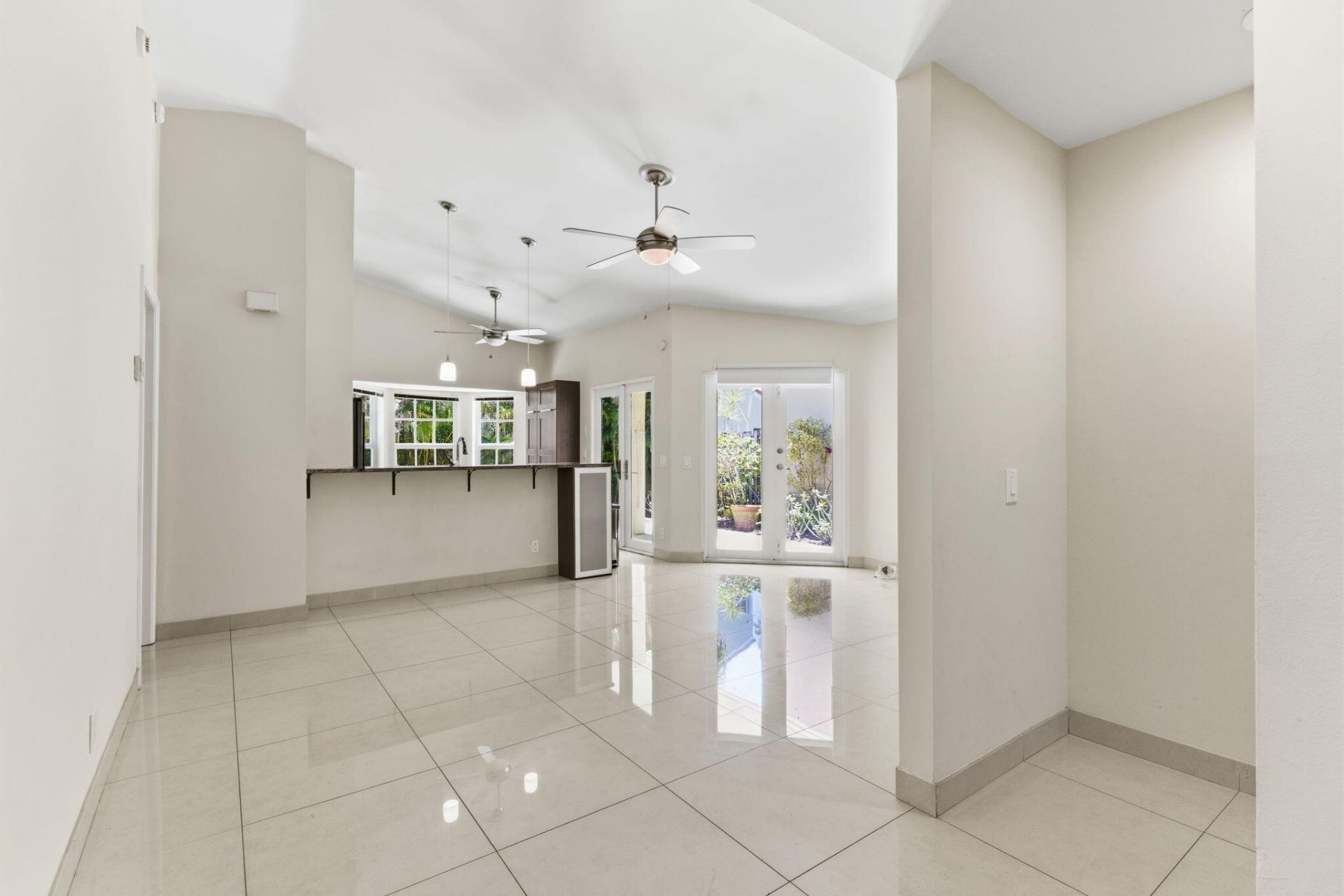 1472 Garden Road, Weston, FL 33326 Photo