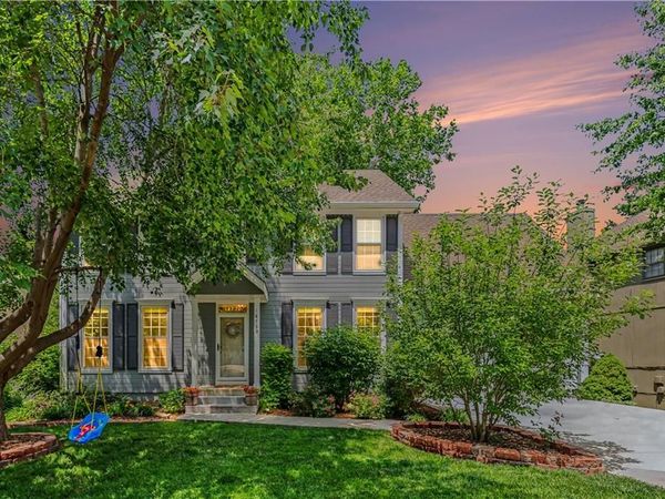 18730 W 115th Terrace, Olathe, KS 66061