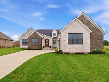 108 Bella Shae Way, Winchester, KY 40391