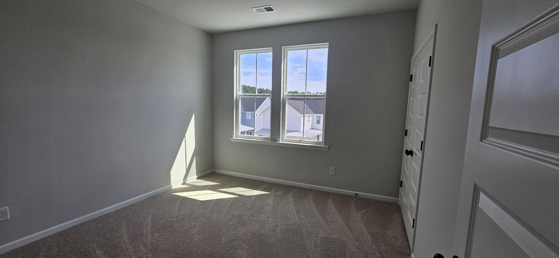 253 Maritime Way Photo 13
