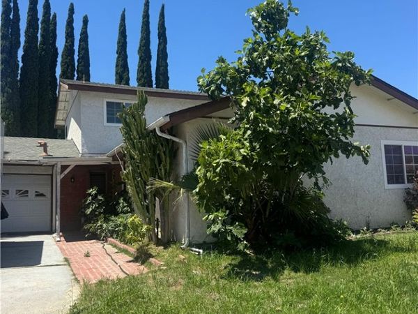 19121 Friendly Valley Parkway, Newhall, CA 91355