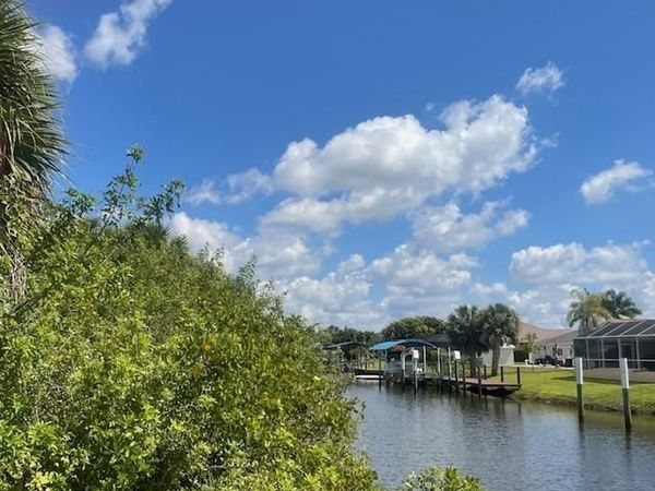 4450 Bayview ST , PORT CHARLOTTE, FL 33948