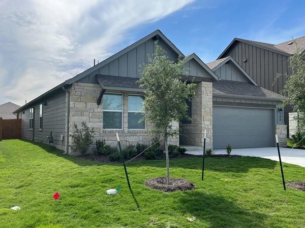 106 Holmby DR, Hutto, TX 78634