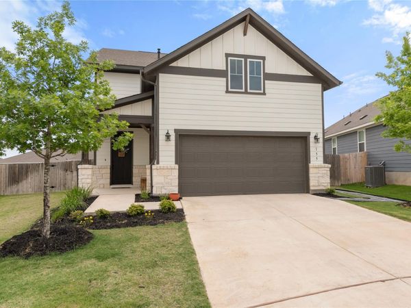 155 Kings Canyon DR, Dripping Springs, TX 78620