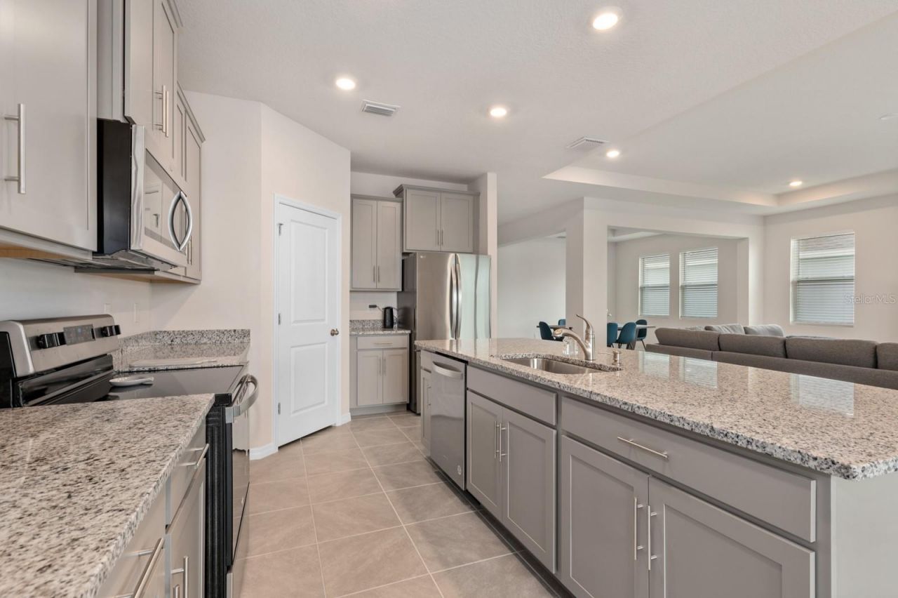 520 158th Street E, Bradenton, FL 34212 Photo