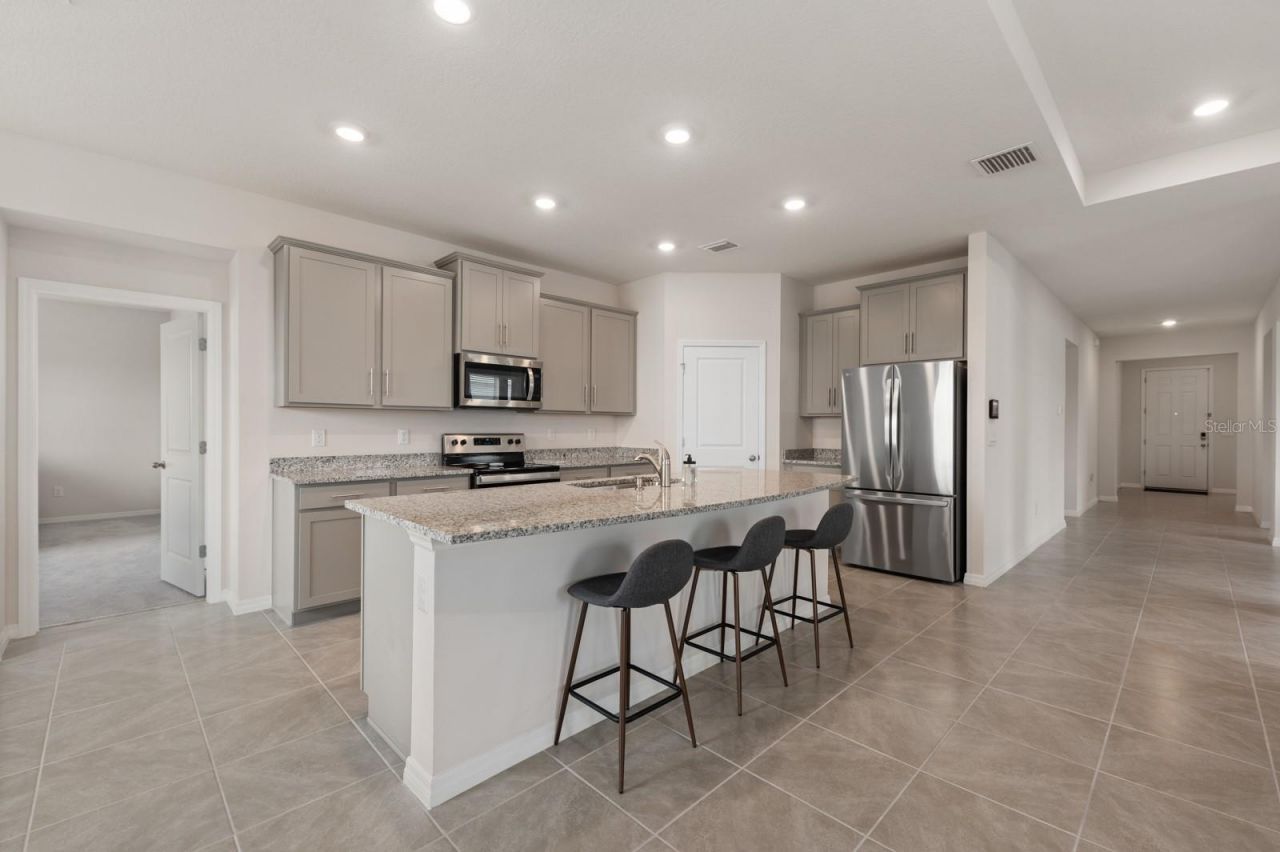 520 158th Street E, Bradenton, FL 34212 Photo