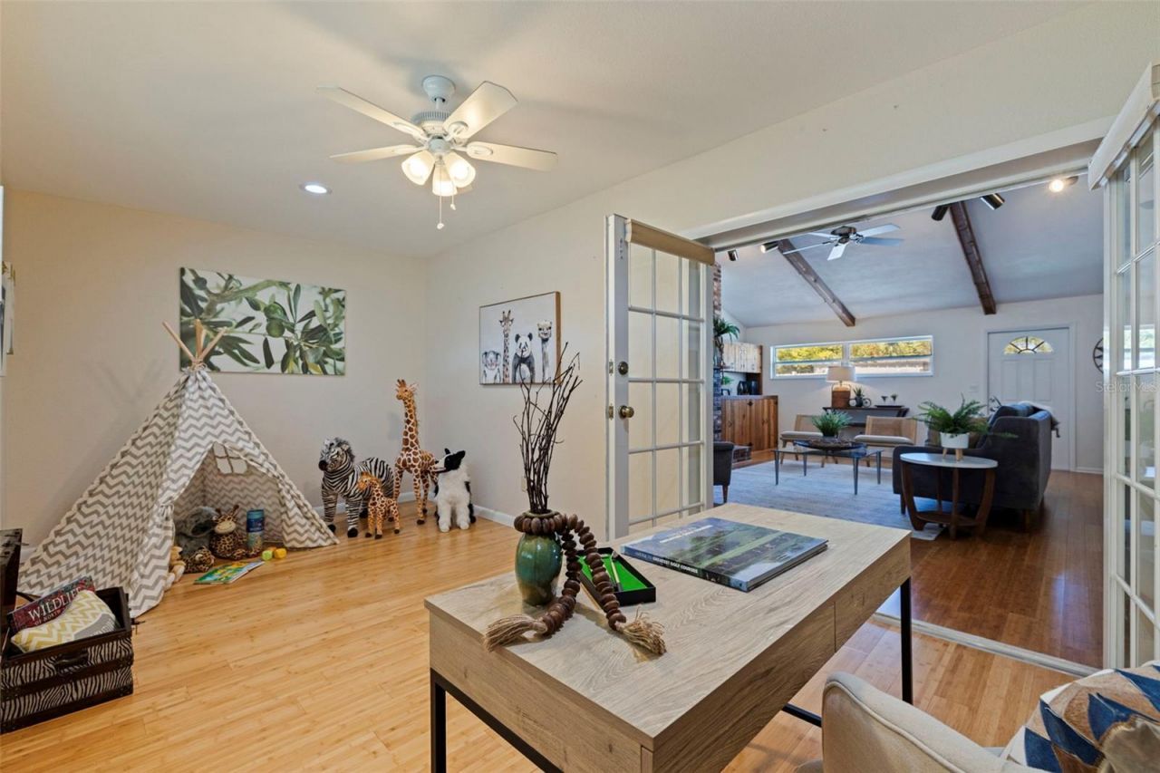 6477 33rd Avenue N, Saint Petersburg, FL 33710 Photo