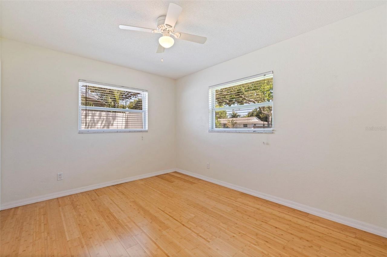6477 33rd Avenue N, Saint Petersburg, FL 33710 Photo
