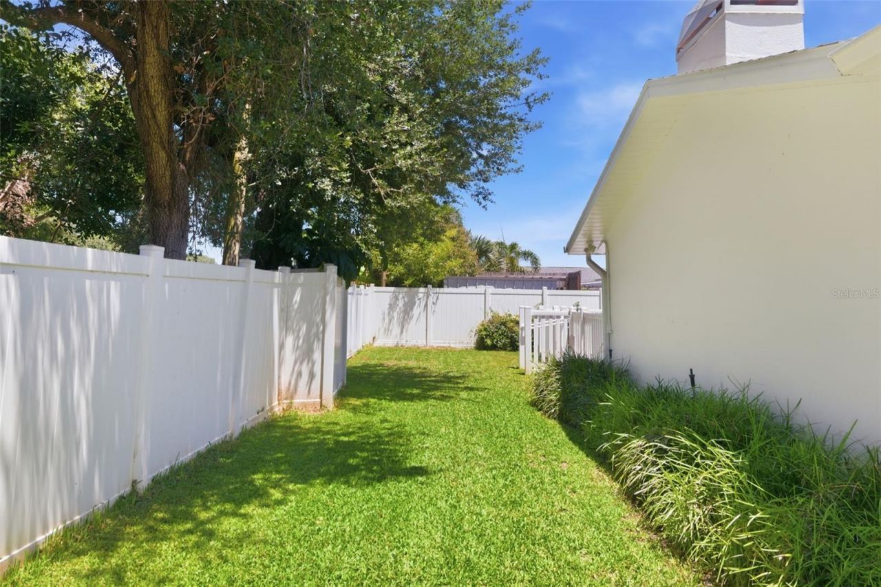6477 33rd Avenue N, Saint Petersburg, FL 33710 Photo