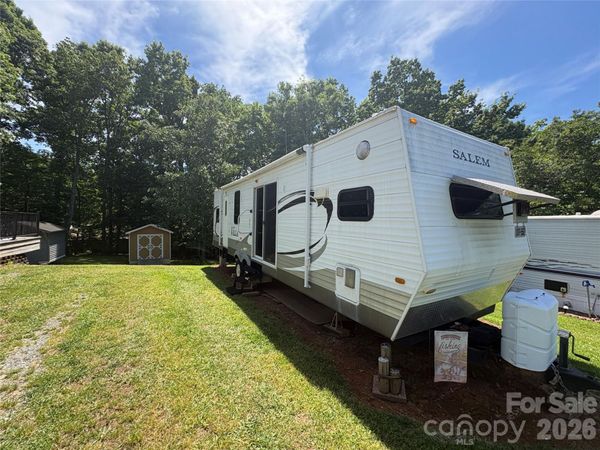 132 Blue Bird Drive , New London, NC 28127