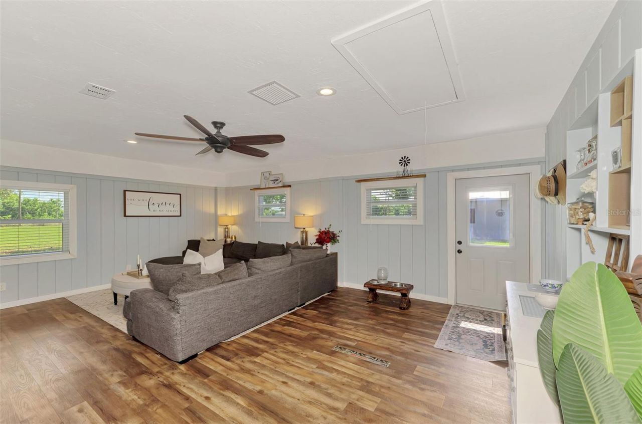 10433 SW Jernigan Street , Arcadia, FL 34269 Photo
