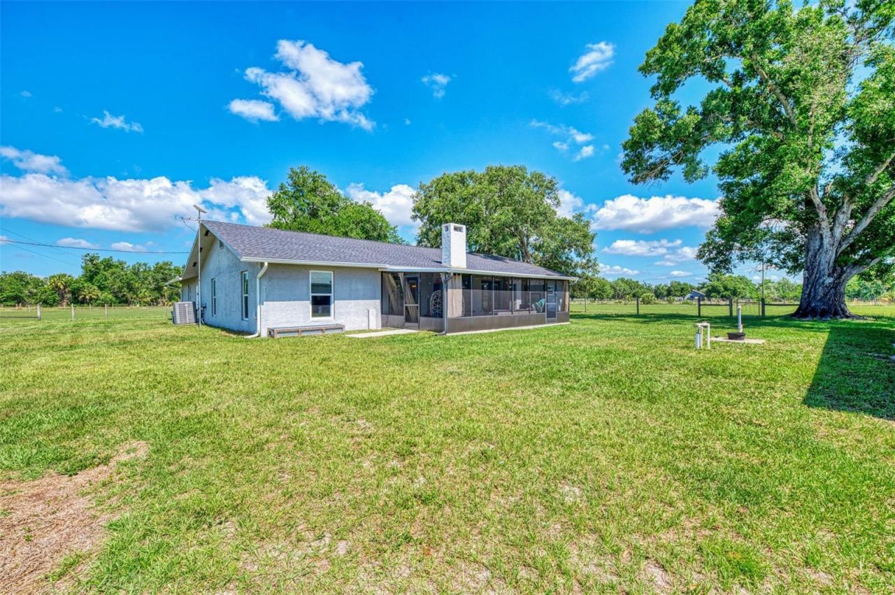 10433 SW Jernigan Street , Arcadia, FL 34269 Photo
