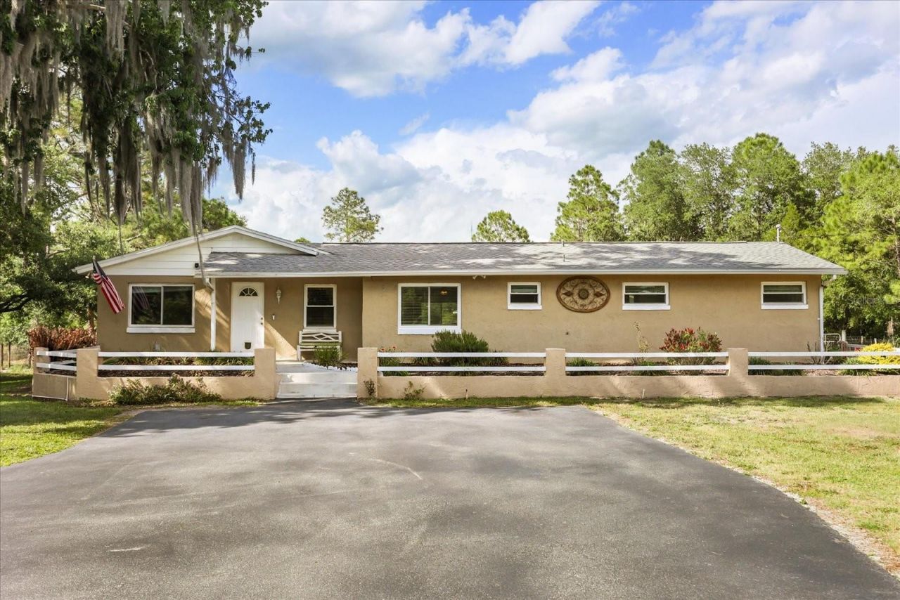 20963 E Colonial Drive, Christmas, FL 32709 Photo