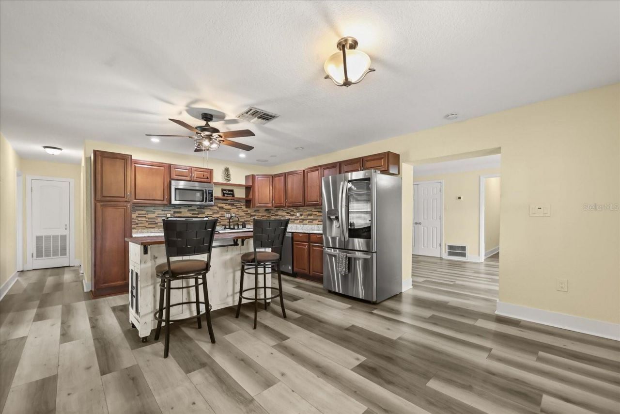 20963 E Colonial Drive, Christmas, FL 32709 Photo