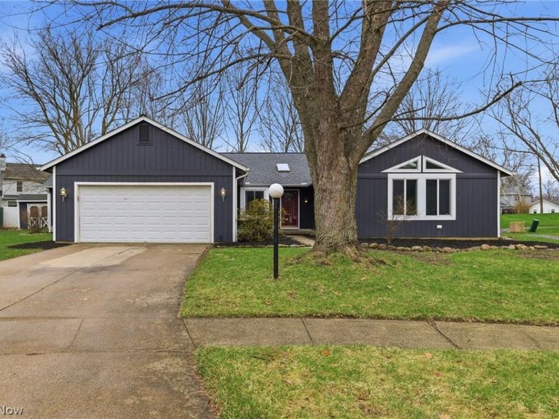 19595 Cross Trail N, Strongsville, OH 44136 Photo 1
