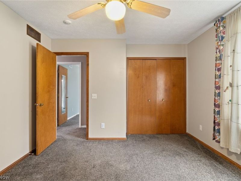19595 Cross Trail N, Strongsville, OH 44136 Photo 26