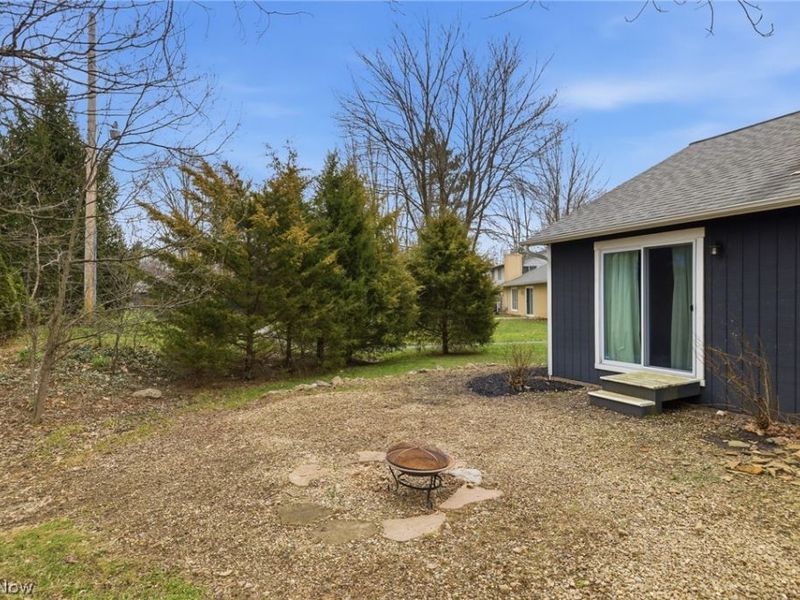 19595 Cross Trail N, Strongsville, OH 44136 Photo 35