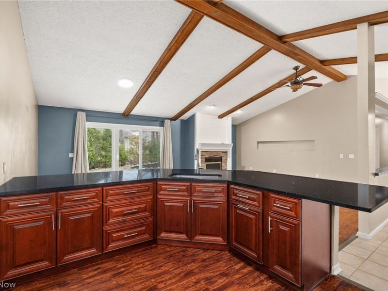 19595 Cross Trail N, Strongsville, OH 44136 Photo 9