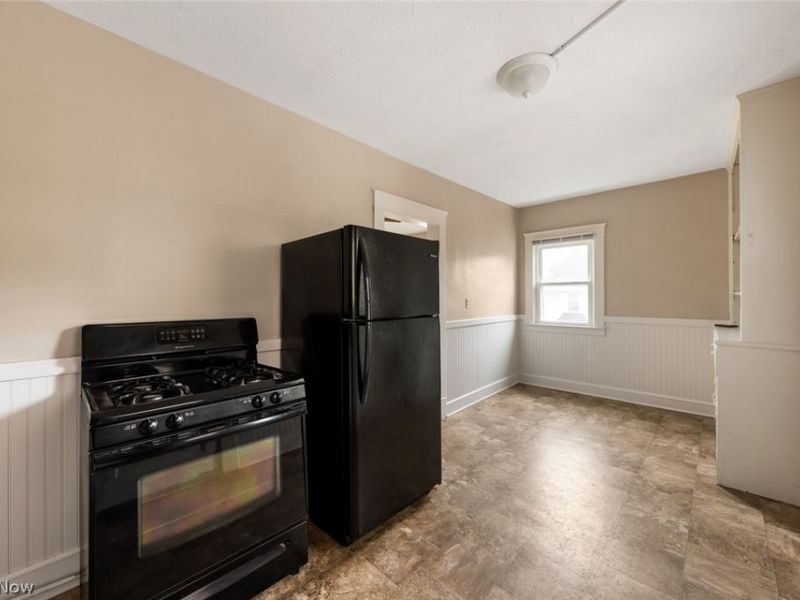 1235 Donald Avenue, Unit Upper Nort, Lakewood, OH 44107 Photo 12