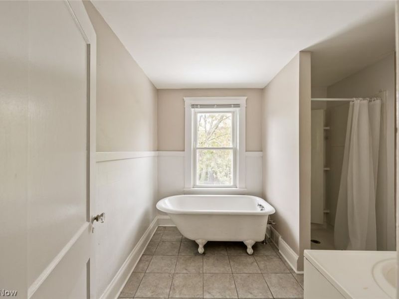 1235 Donald Avenue, Unit Upper Nort, Lakewood, OH 44107 Photo 22