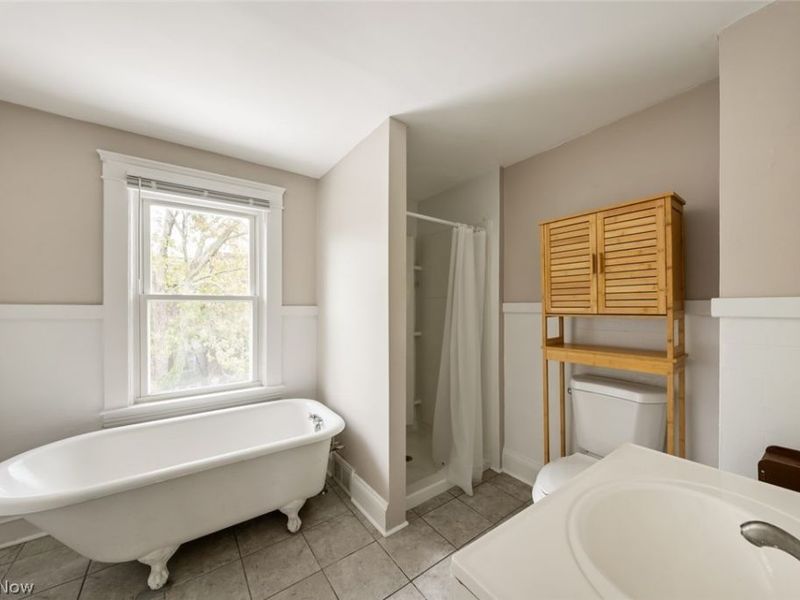 1235 Donald Avenue, Unit Upper Nort, Lakewood, OH 44107 Photo 23