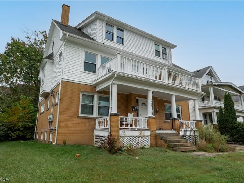 1235 Donald Avenue, Unit Upper Nort, Lakewood, OH 44107 Photo 3