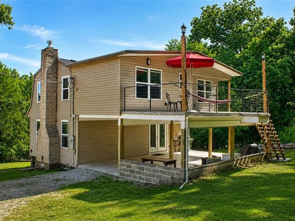 2951 Black Oak Road, Fayetteville, AR 72701