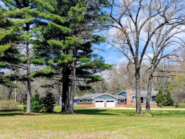 3771 S Walnut Avenue, White Cloud, MI 49349