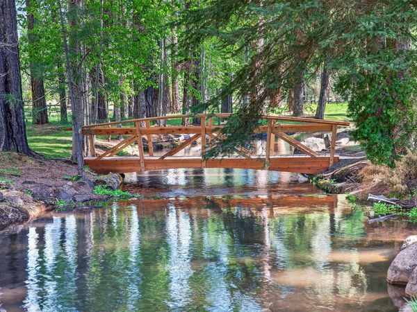 26308 SW Metke Lane, Camp Sherman, OR 97730