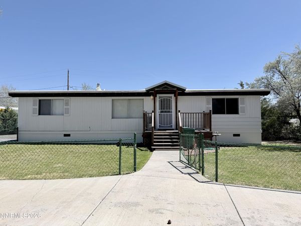 17820 Blackbird Drive, Reno, NV 89508