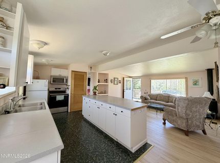 17820 Blackbird Drive, Reno, NV 89508 Photo