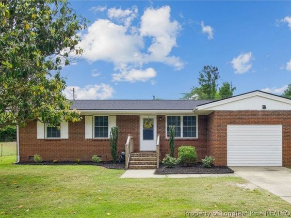1300 E Manchester Road, Spring Lake, NC 28390