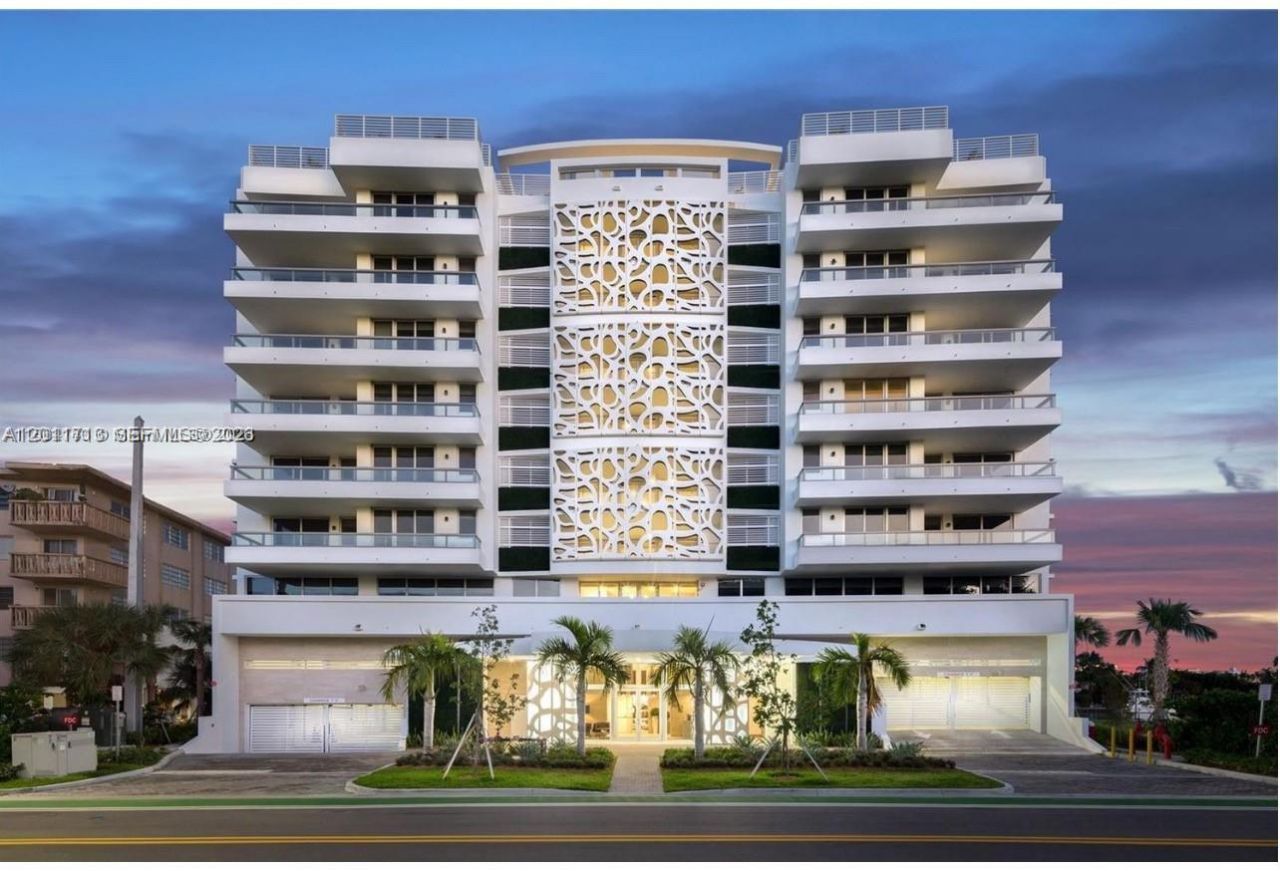 9261 E Bay Harbor Dr , Unit 302, Bay Harbor Islands, FL 33154 Photo