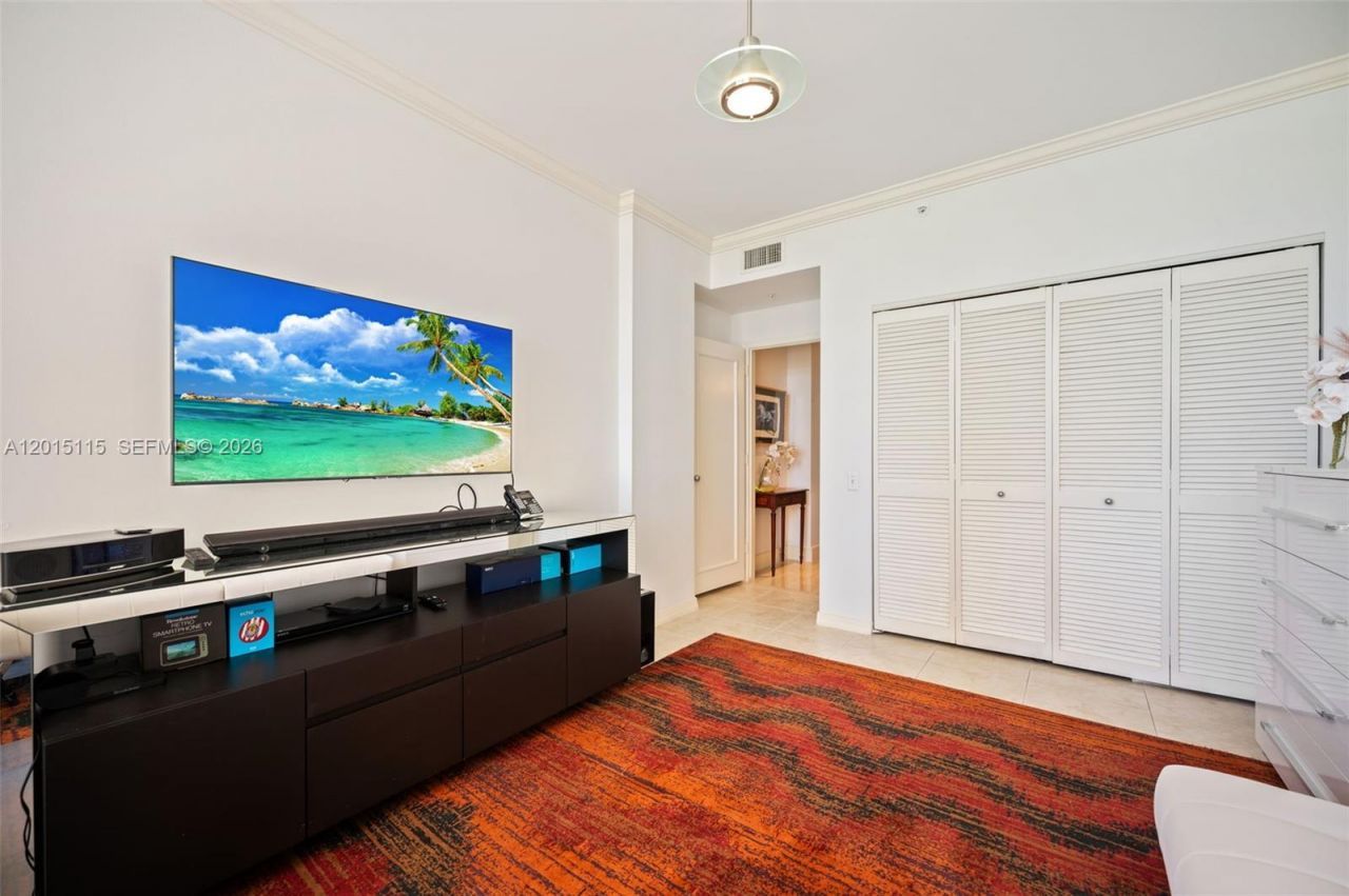 888 Brickell Key Dr, Unit 609, Miami, FL 33131 Photo