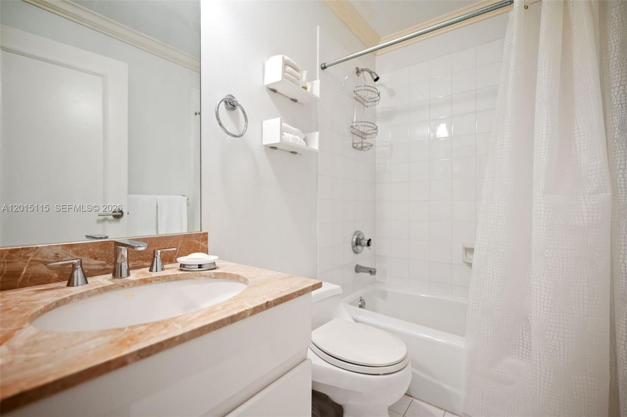 888 Brickell Key Dr, Unit 609, Miami, FL 33131 Photo
