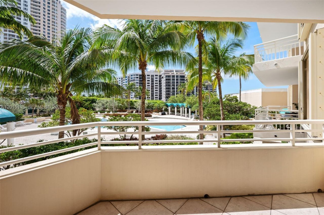 888 Brickell Key Dr, Unit 609, Miami, FL 33131 Photo