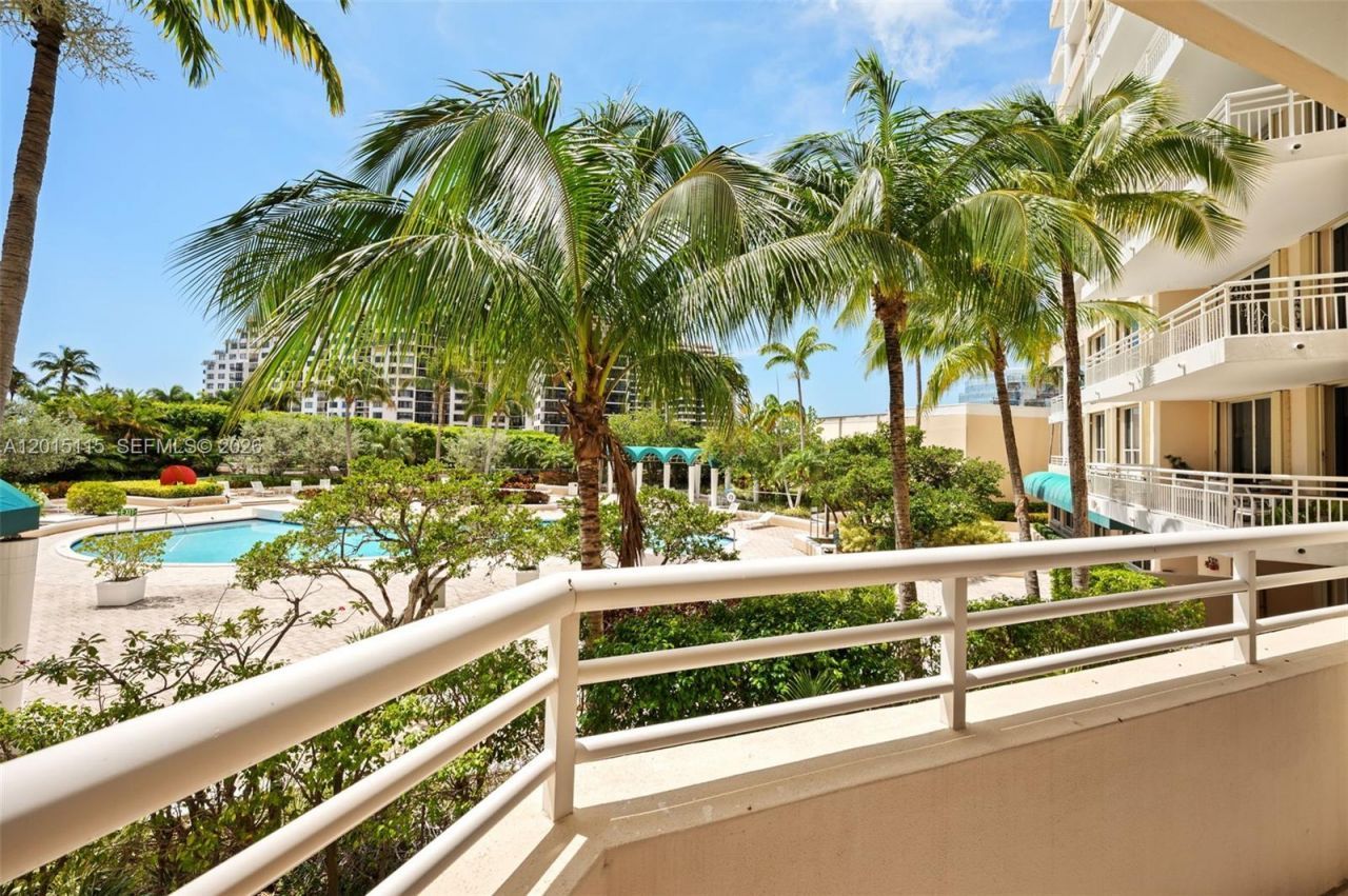 888 Brickell Key Dr, Unit 609, Miami, FL 33131 Photo