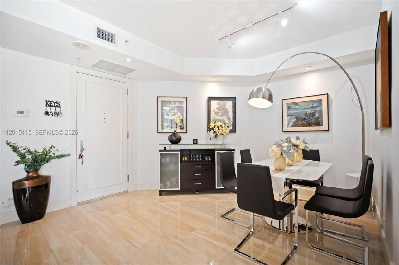888 Brickell Key Dr, Unit 609, Miami, FL 33131 Photo