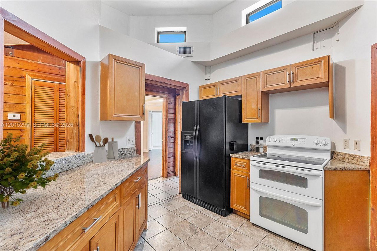 4561 NW 79th Ave, Lauderhill, FL 33351 Photo