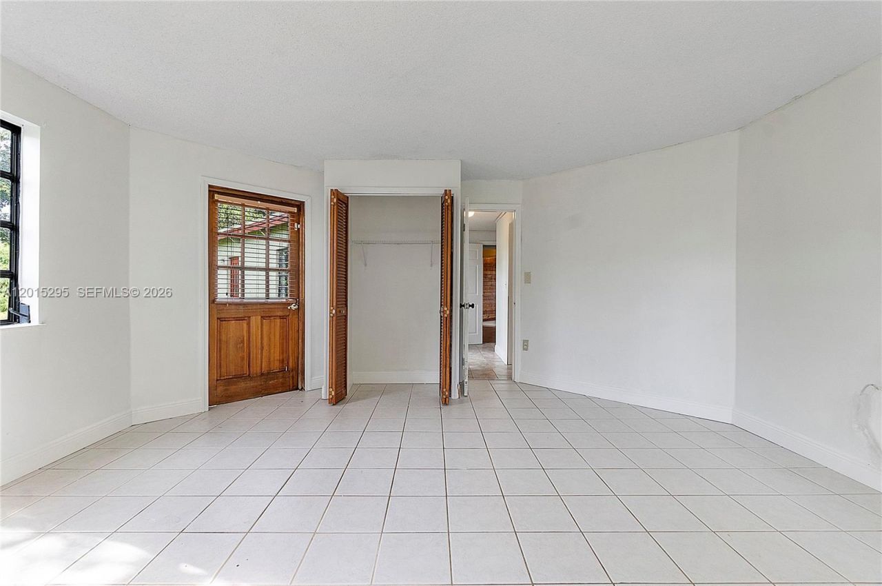 4561 NW 79th Ave, Lauderhill, FL 33351 Photo