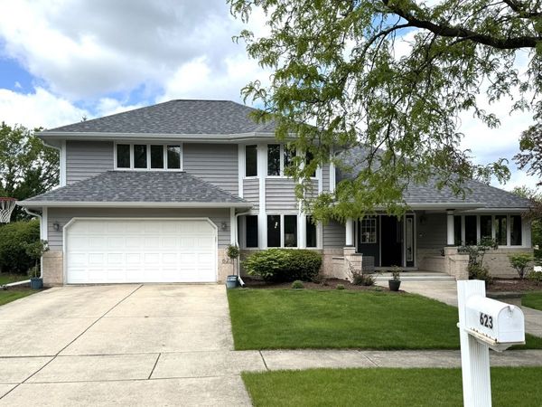 623 Steamboat Road , Naperville, IL 60565
