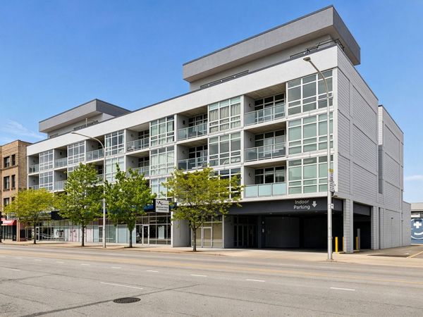 1610 W Fullerton Avenue , Unit 412, Chicago, IL 60614