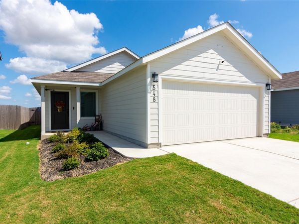 548 Rancho Del Cielo LOOP, Jarrell, TX 76537