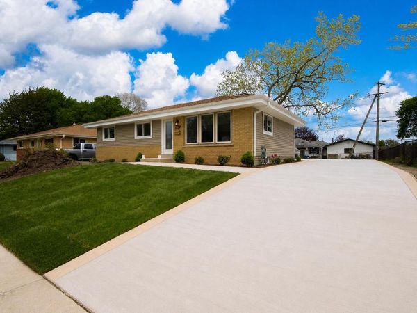 4621 39 AVENUE, Kenosha, WI 53144